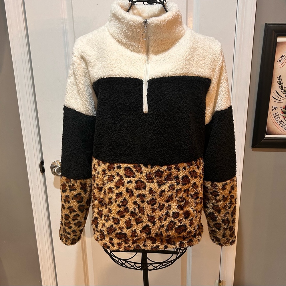 Cozy Colorblock Leopard Print Pullover